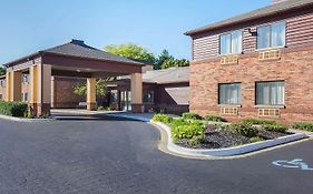 Comfort Inn Holland Mi